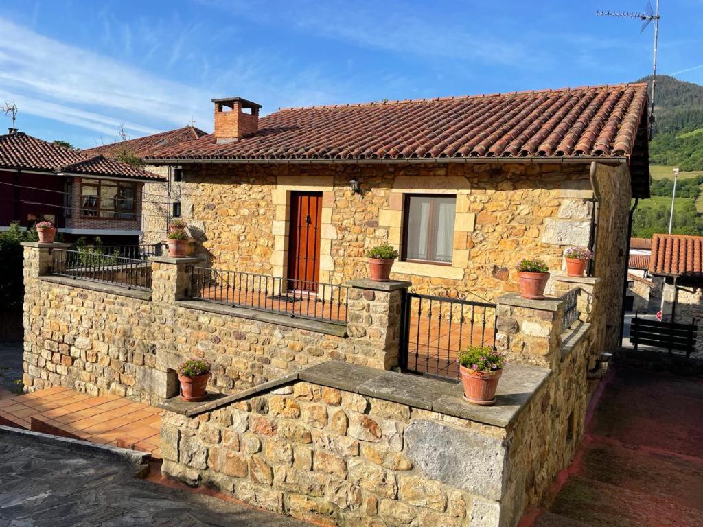 Apartamentos Rurales La Casa Vieja De Alceda エクステリア 写真