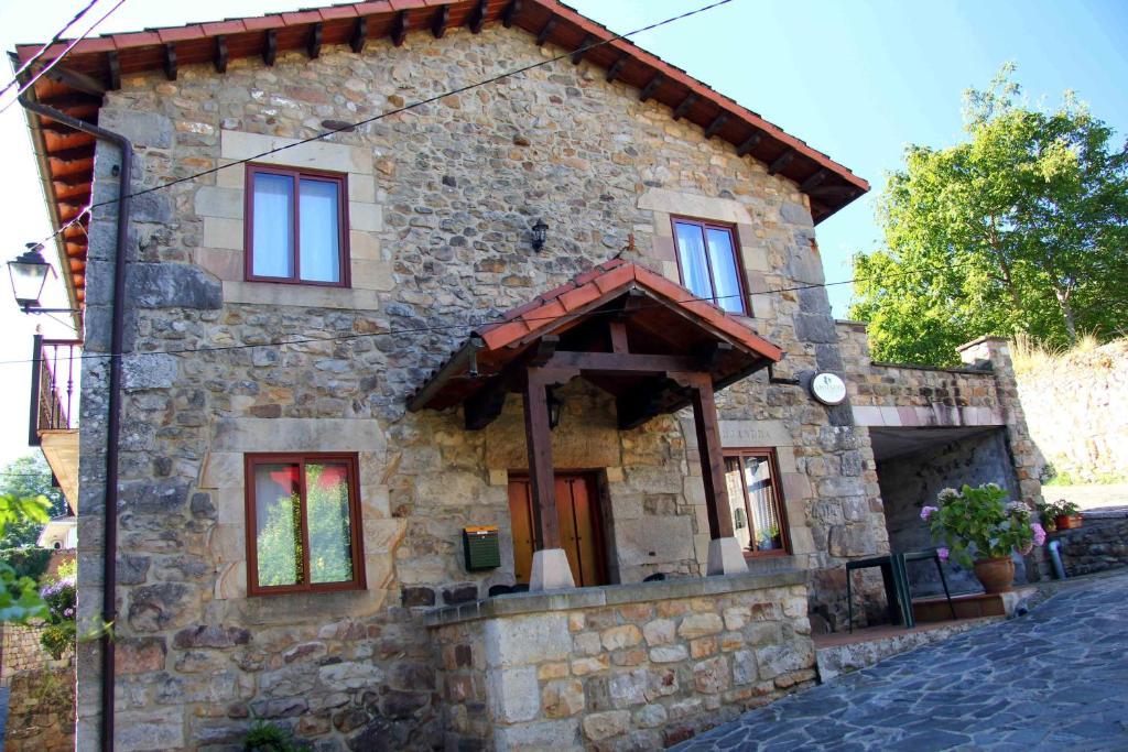 Apartamentos Rurales La Casa Vieja De Alceda エクステリア 写真
